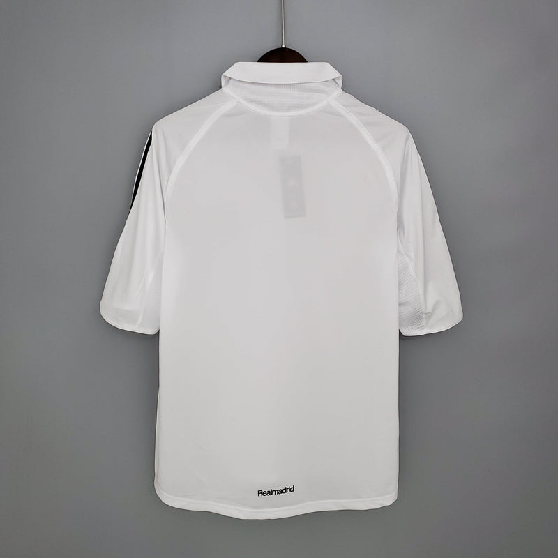 Camisa Retrô Real Madrid 2005/06 Home