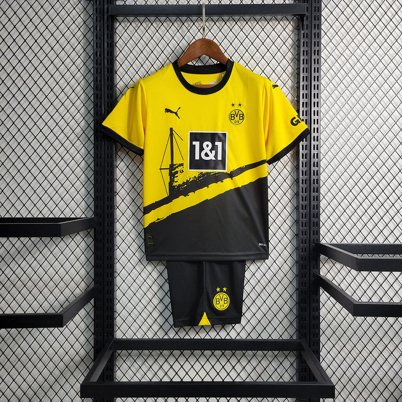 Conjunto Infantil Borussia Dortmund l 2023/24 Amarelo - Modelo Torcedor