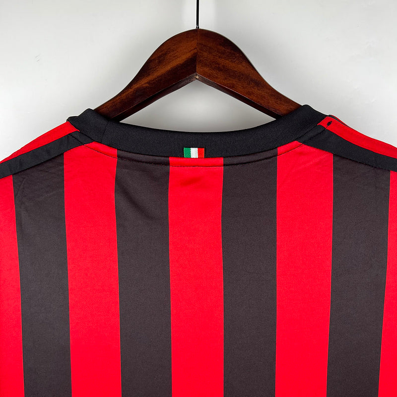 Camisa Retrô AC Milan 2017/18 Home