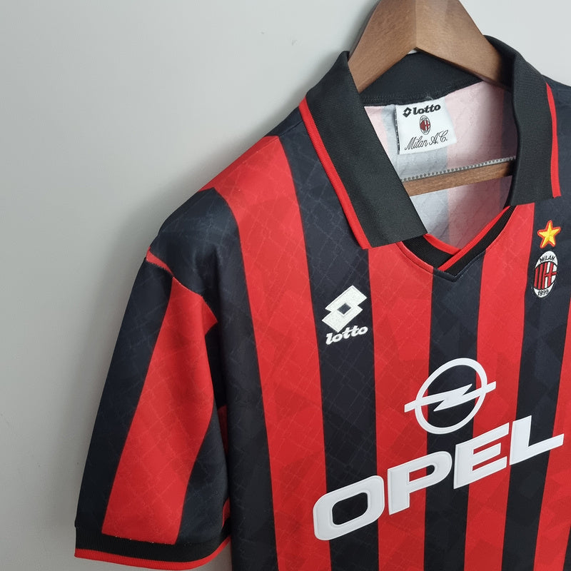 Camisa Retrô AC Milan 1995/96 Home