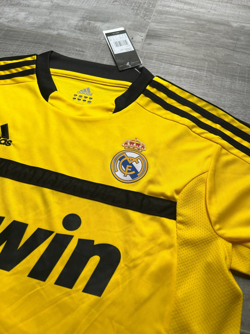 Camisa Retrô Real Madrid 2011/12 Goleiro